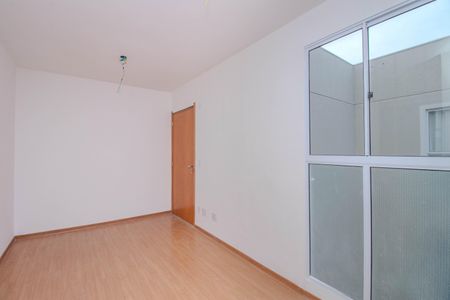 Sala de apartamento à venda com 2 quartos, 41m² em Rubem Berta, Porto Alegre
