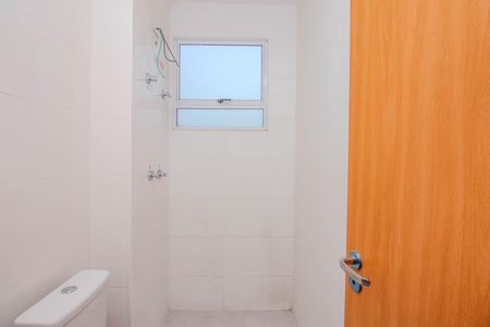 Apartamento à venda com 41m², 2 quartos e 1 vaga Apartamento à venda com 41m², 2 quartos e 1 vagaBanheiro