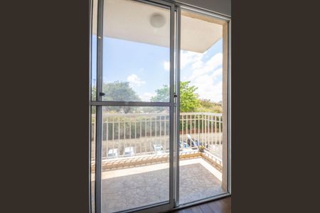 Sacada de apartamento à venda com 2 quartos, 49m² em Santa Maria, Osasco