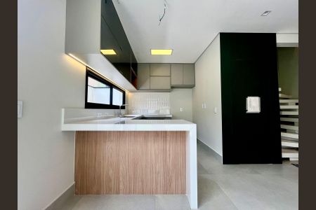 Casa de condomínio à venda com 173m², 3 quartos e 2 vagas Casa de condomínio à venda com 173m², 3 quartos e 2 vagasCozinha