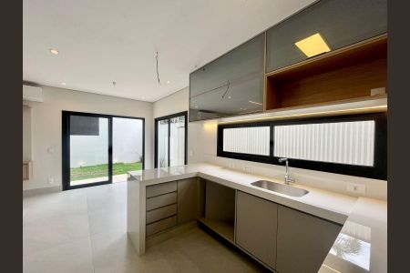 Casa de condomínio à venda com 173m², 3 quartos e 2 vagas Casa de condomínio à venda com 173m², 3 quartos e 2 vagasCozinha