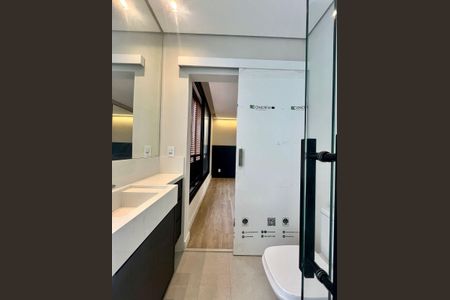 Casa de condomínio à venda com 173m², 3 quartos e 2 vagas Casa de condomínio à venda com 173m², 3 quartos e 2 vagasBanheiro da Suíte 3