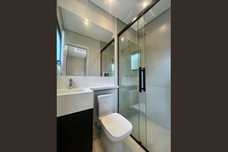 Casa de condomínio à venda com 173m², 3 quartos e 2 vagas Casa de condomínio à venda com 173m², 3 quartos e 2 vagasBanheiro da Suíte 1