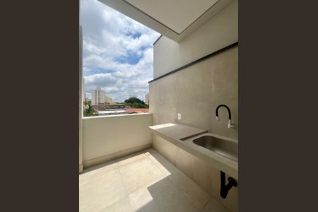 Casa de condomínio à venda com 173m², 3 quartos e 2 vagas Casa de condomínio à venda com 173m², 3 quartos e 2 vagasÁrea de Serviço