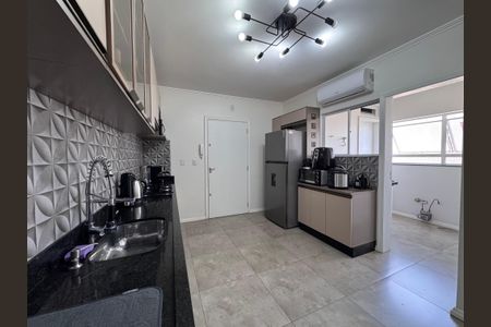 Apartamento à venda com 96m², 3 quartos e 3 vagas Apartamento à venda com 96m², 3 quartos e 3 vagasCozinha