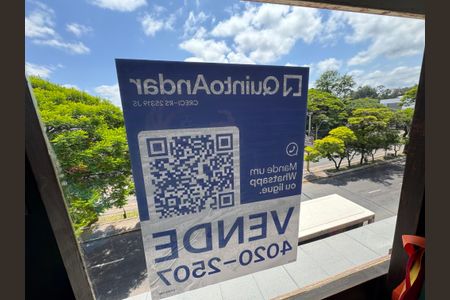 Apartamento à venda com 96m², 3 quartos e 3 vagas Apartamento à venda com 96m², 3 quartos e 3 vagasPlaca