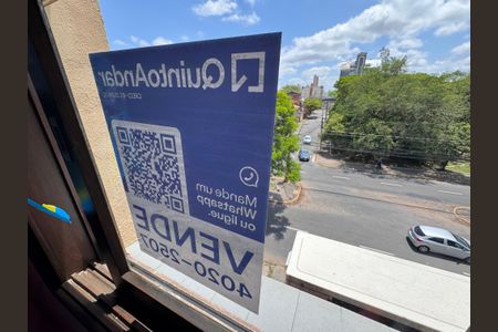 Apartamento à venda com 96m², 3 quartos e 3 vagas Apartamento à venda com 96m², 3 quartos e 3 vagasPlaca