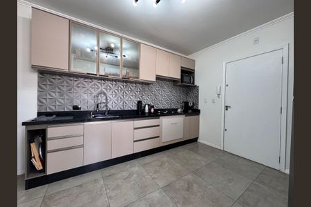 Apartamento à venda com 96m², 3 quartos e 3 vagas Apartamento à venda com 96m², 3 quartos e 3 vagasCozinha