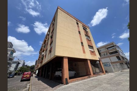 Apartamento à venda com 96m², 3 quartos e 3 vagas Apartamento à venda com 96m², 3 quartos e 3 vagasFachada