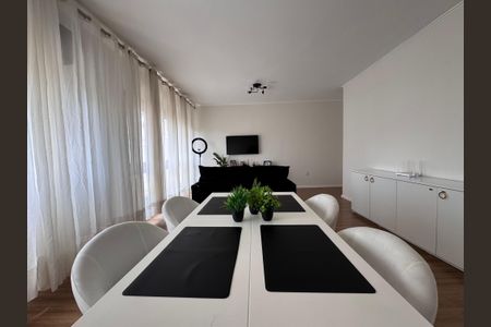 Apartamento à venda com 96m², 3 quartos e 3 vagas Apartamento à venda com 96m², 3 quartos e 3 vagasSala