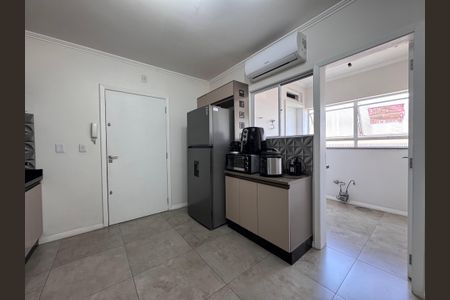 Apartamento à venda com 96m², 3 quartos e 3 vagas Apartamento à venda com 96m², 3 quartos e 3 vagasCozinha