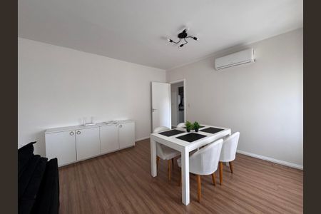 Apartamento à venda com 96m², 3 quartos e 3 vagas Apartamento à venda com 96m², 3 quartos e 3 vagasSala