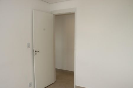 Apartamento para alugar com 2 quartos, 45m² em Jardim Pioneira, Cotia