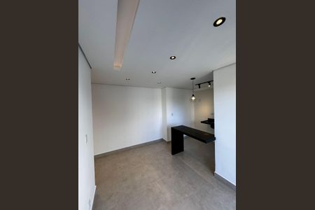 Sala de apartamento para alugar com 2 quartos, 45m² em Jardim Pioneira, Cotia