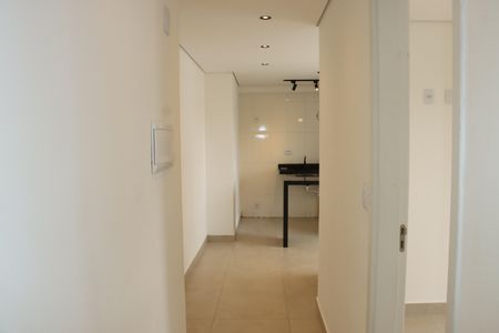 Apartamento para alugar com 2 quartos, 45m² em Jardim Pioneira, Cotia
