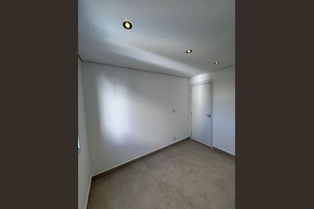 Quarto de apartamento para alugar com 2 quartos, 45m² em Jardim Pioneira, Cotia
