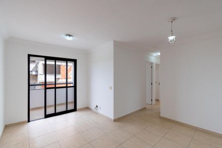 Sala  de apartamento para alugar com 3 quartos, 65m² em Vila Fachini, São Paulo