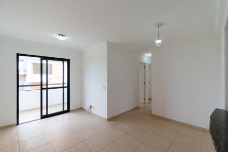 Sala  de apartamento para alugar com 3 quartos, 65m² em Vila Fachini, São Paulo