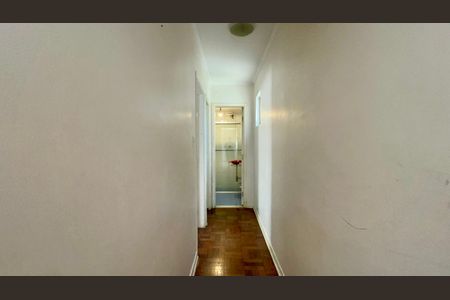 Apartamento à venda com 64m², 2 quartos e 1 vaga Apartamento à venda com 64m², 2 quartos e 1 vagaCorredor