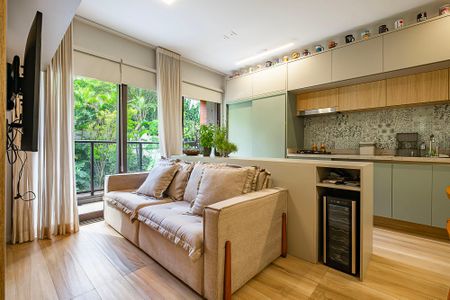 Sala/Cozinha de apartamento para alugar com 2 quartos, 70m² em Vila Madalena, São Paulo