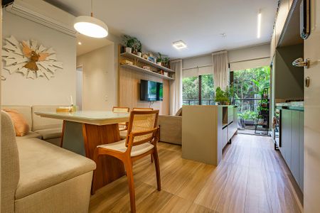 Sala/Cozinha de apartamento para alugar com 2 quartos, 70m² em Vila Madalena, São Paulo