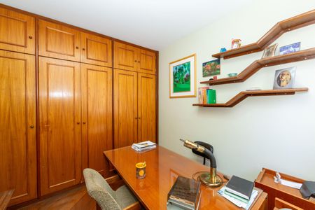 Apartamento à venda com 145m², 4 quartos e 3 vagas Apartamento à venda com 145m², 4 quartos e 3 vagasQUARTO1