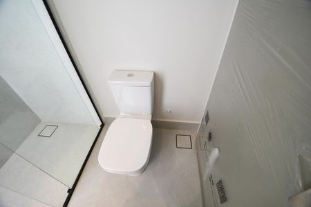 Casa de condomínio à venda com 158m², 3 quartos e 2 vagasBanheiro 1 - Suíte