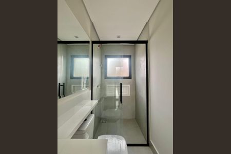 Casa de condomínio à venda com 158m², 3 quartos e 2 vagas Casa de condomínio à venda com 158m², 3 quartos e 2 vagasBanheiro