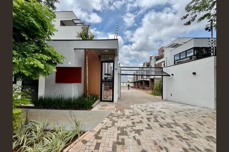 Casa de condomínio à venda com 158m², 3 quartos e 2 vagas Casa de condomínio à venda com 158m², 3 quartos e 2 vagasFachada do Condomínio
