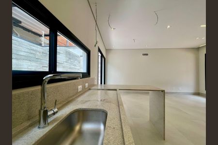 Casa de condomínio à venda com 158m², 3 quartos e 2 vagas Casa de condomínio à venda com 158m², 3 quartos e 2 vagasCozinha