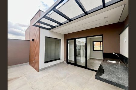 Casa de condomínio à venda com 158m², 3 quartos e 2 vagas Casa de condomínio à venda com 158m², 3 quartos e 2 vagasCobertura