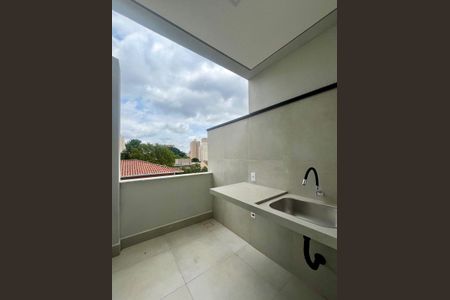 Casa de condomínio à venda com 158m², 4 quartos e 2 vagasÁrea de Serviço