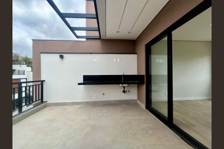 Casa de condomínio à venda com 158m², 4 quartos e 2 vagasCobertura