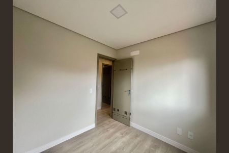 Casa de condomínio à venda com 158m², 4 quartos e 2 vagasQuarto 2