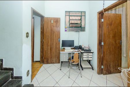 Casa à venda com 220m², 4 quartos e 2 vagasSala 2