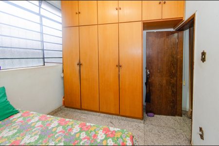 Casa à venda com 220m², 4 quartos e 2 vagasQuarto 1