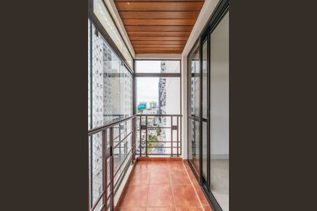 Sala de apartamento para alugar com 3 quartos, 78m² em Alphaville Industrial, Barueri