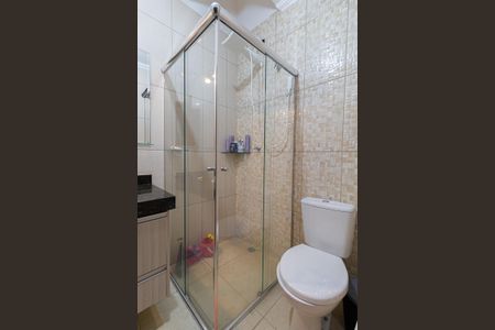 Casa de condomínio à venda com 140m², 3 quartos e 2 vagasBanheiro