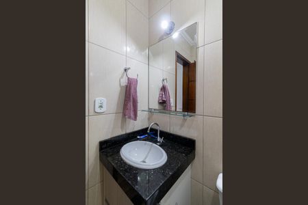Casa de condomínio à venda com 140m², 3 quartos e 2 vagasBanheiro Suíte 