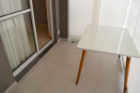 Apartamento à venda com 58m², 2 quartos e 1 vaga