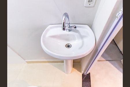Banheiro de apartamento para alugar com 1 quarto, 28m² em Tatuapé, São Paulo