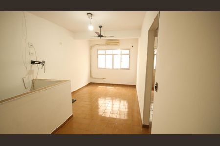 Sala/Quarto de apartamento para alugar com 1 quarto, 62m² em Canto do Forte, Praia Grande