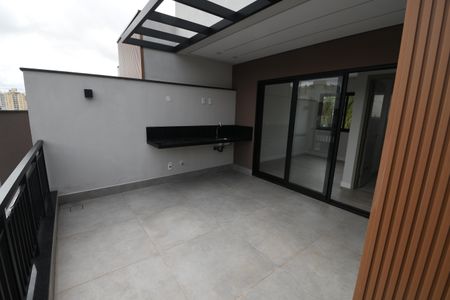 Casa de condomínio à venda com 158m², 3 quartos e 2 vagasVaranda