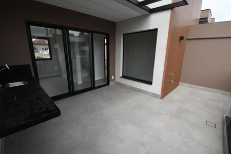 Casa de condomínio à venda com 158m², 3 quartos e 2 vagasVaranda