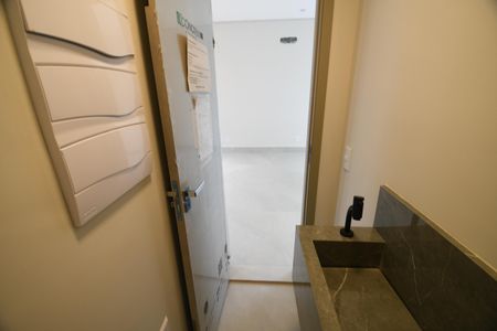 Casa de condomínio à venda com 158m², 3 quartos e 2 vagasLavabo