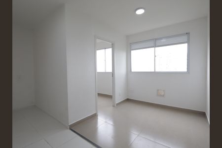 Sala de apartamento à venda com 2 quartos, 32m² em Vila Suzana, São Paulo
