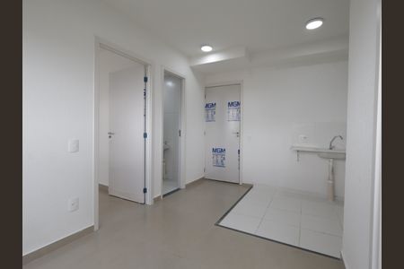 Sala de apartamento à venda com 2 quartos, 32m² em Vila Suzana, São Paulo