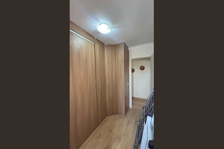 Apartamento à venda com 75m², 2 quartos e 2 vagasQuarto 2