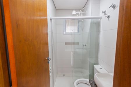 Banheiro de apartamento para alugar com 1 quarto, 14m² em Vila Sao Pedro, Santo André