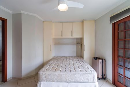 Casa à venda com 3 quartos, 200m² em Vila Suzana, São Paulo